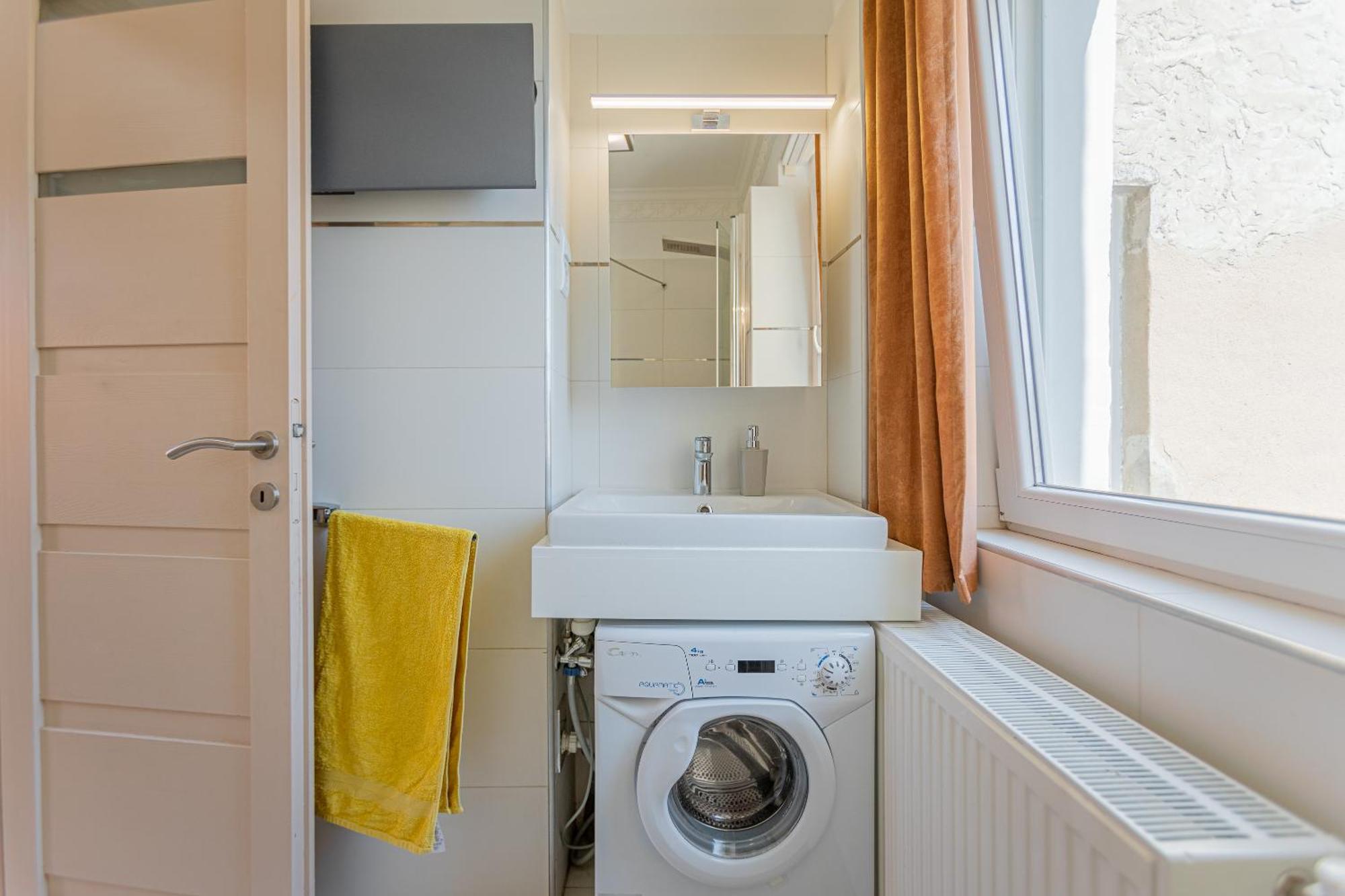 Iranyi Studio Budapest Exteriör bild